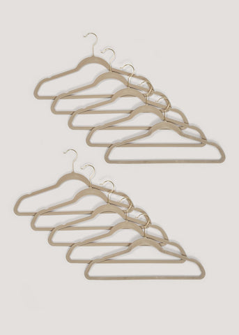 10PK NAT FLOCKED HANGERS M485490