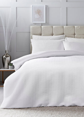 White Ruched Duvet Set M236528