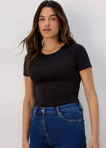 Black Essential T-Shirt  F467611