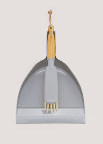 Grey Plastic Dustpan & Brush (22cm x 19cm) M484652