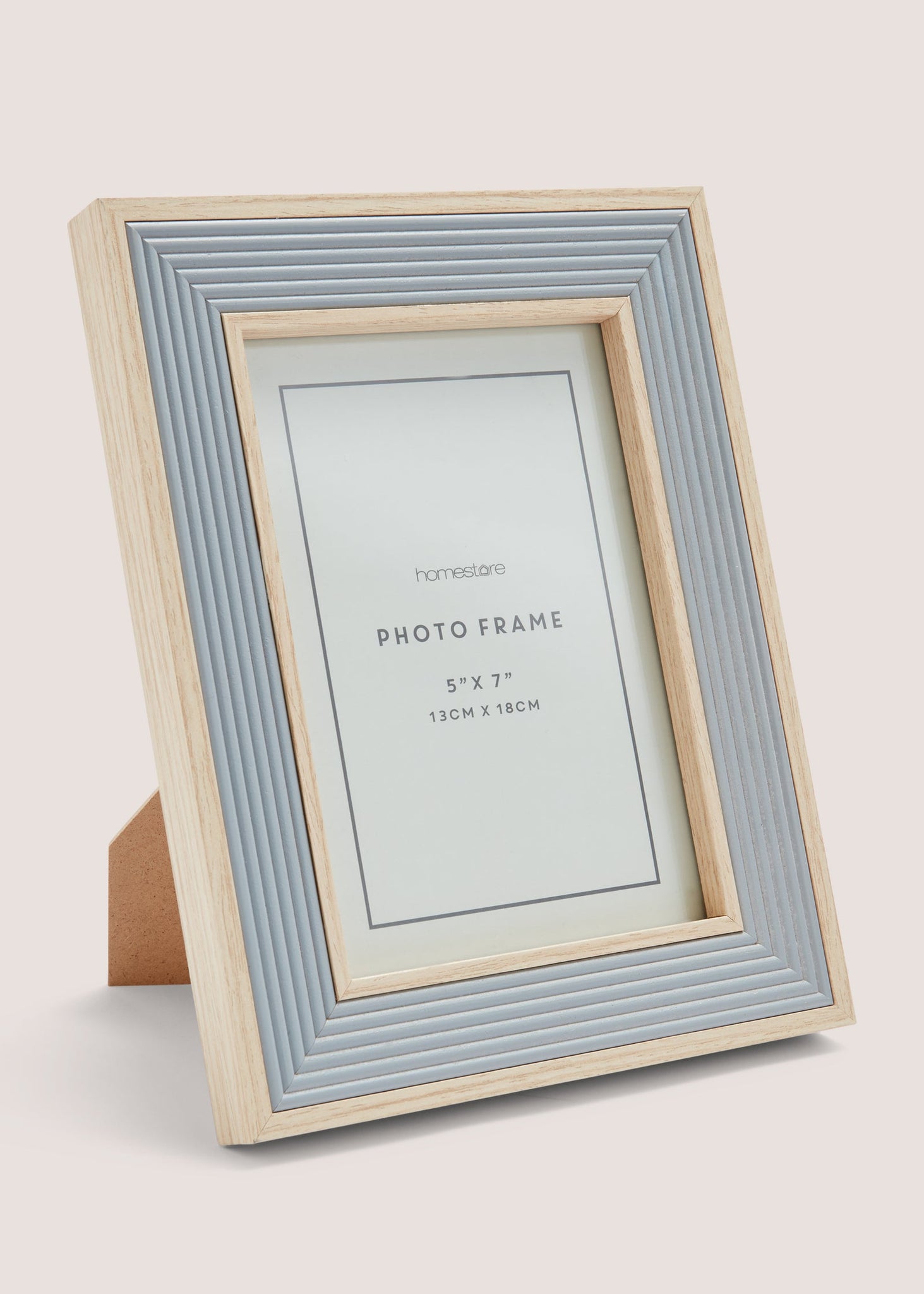 Grey Ribbed Wooden Frame (5x7) M698193