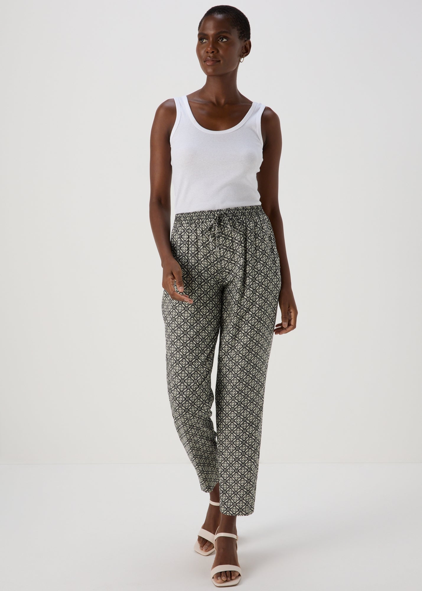 Black Viscose Tapered Trousers  F511056