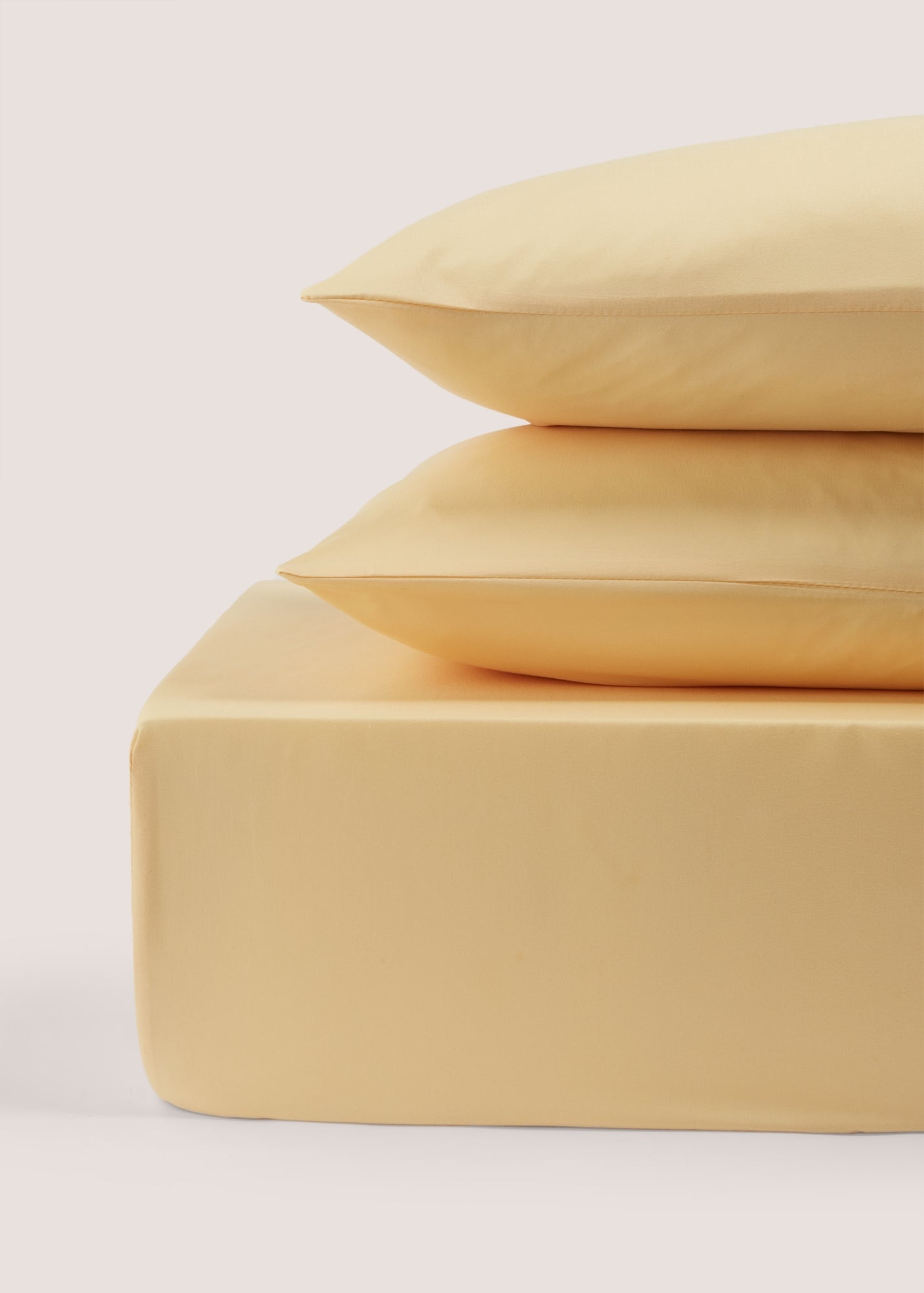 Yellow Bed Sheet Bundle M238839