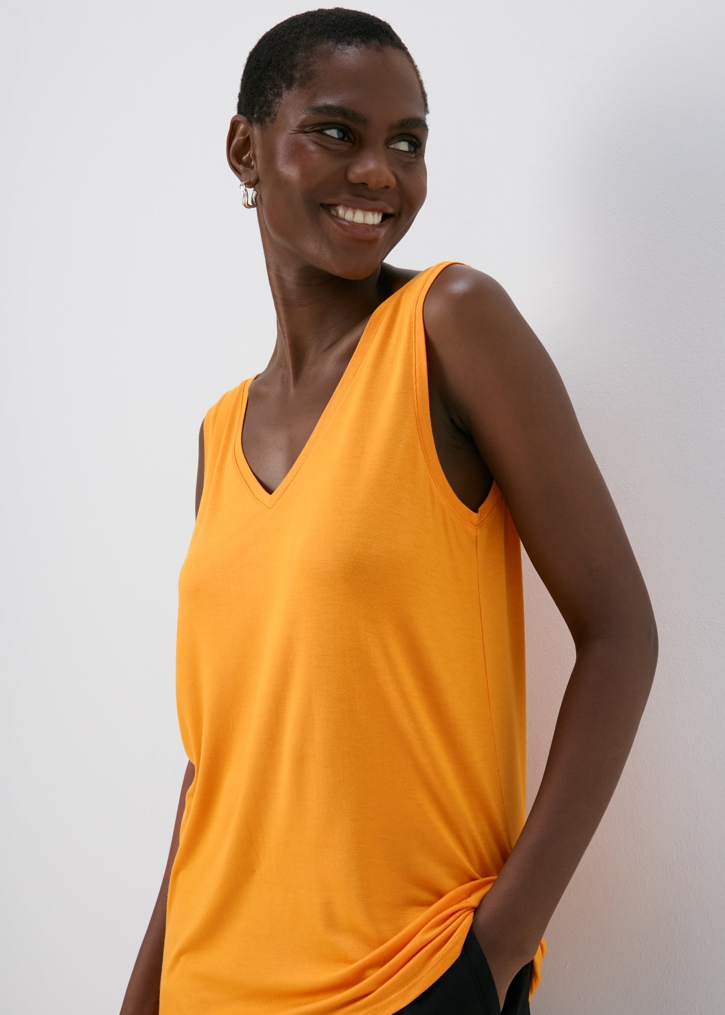 Orange Plain V Neck Vest  F466535