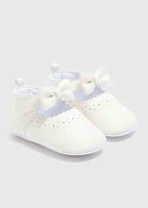 Baby White Mary Jane Shoes (Newborn-18mths)  C303643