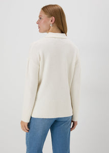 Cream Ribbed V-Neck Jumper  F275477