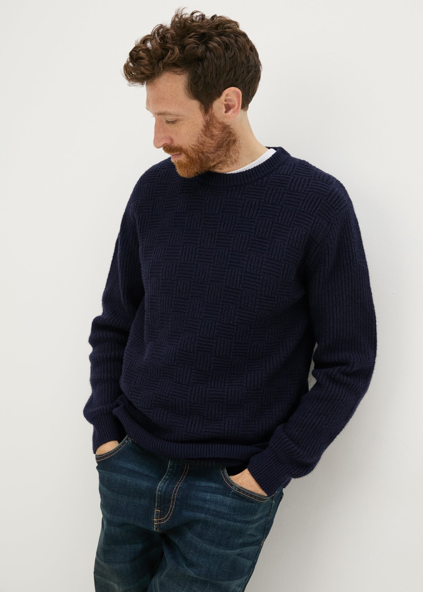 Navy Ribbed Crew Neck Jumper  M207295