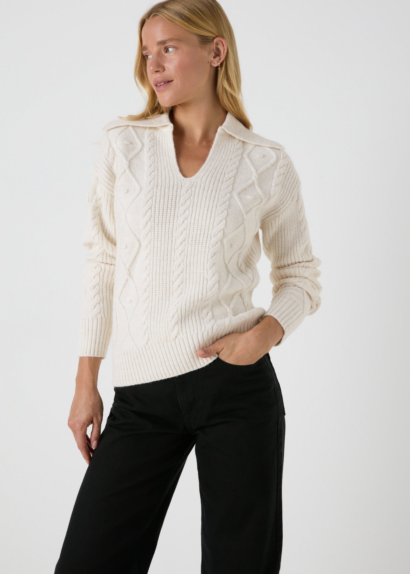 Cream Open Collar Cable Knit Jumper  F275546