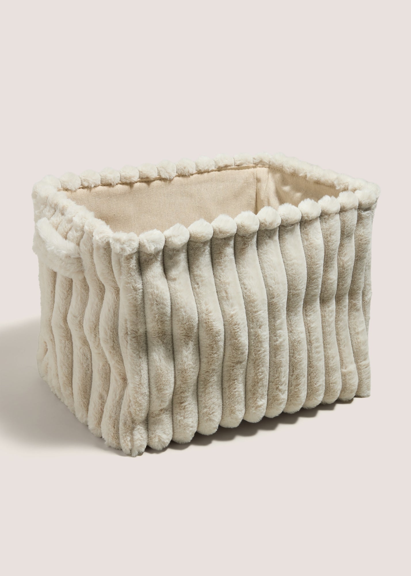 Cream Ribbed Fur Storage Basket (47cm x 34cm x 38cm) M698724