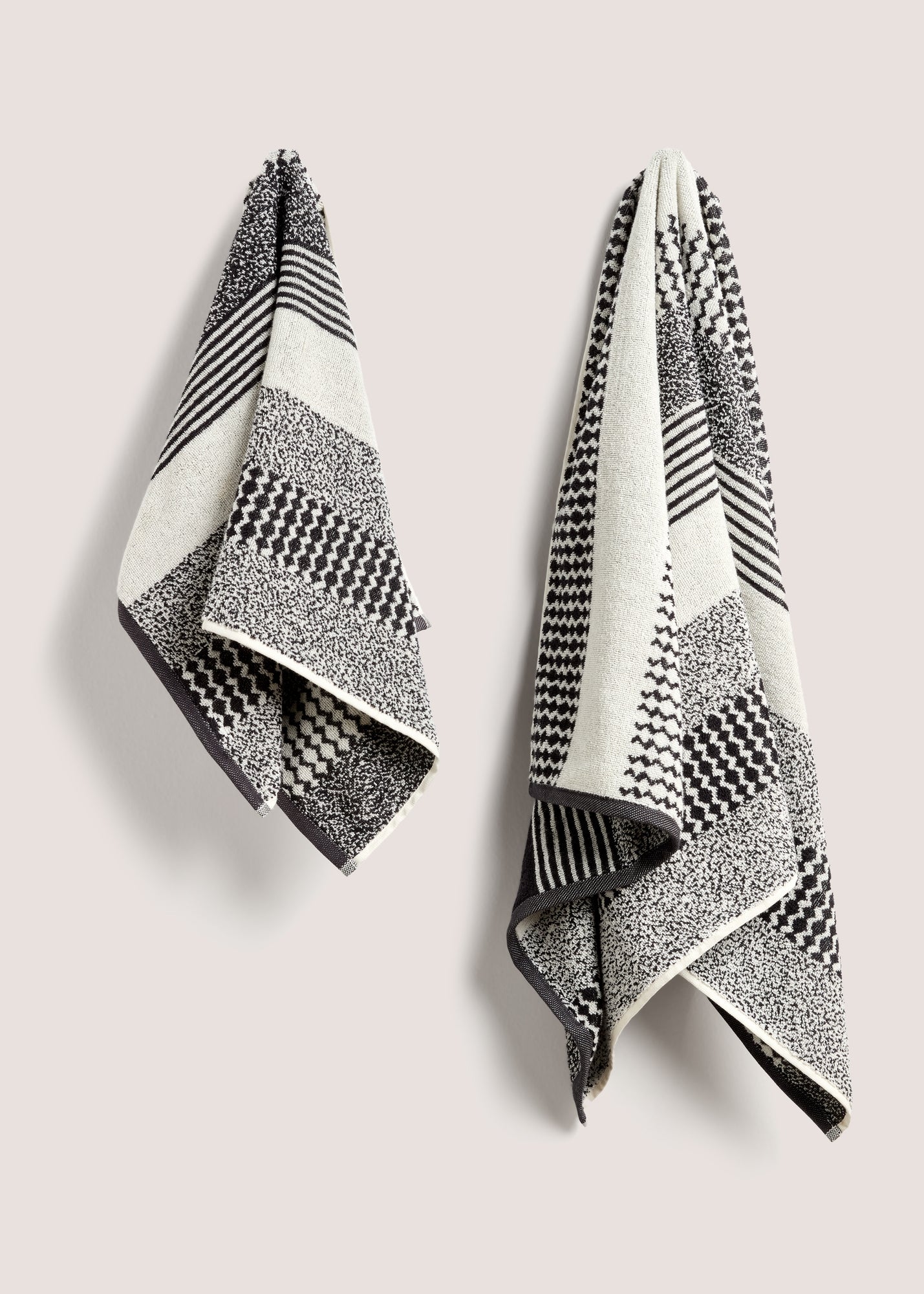 Black Stripe Towel  M207626