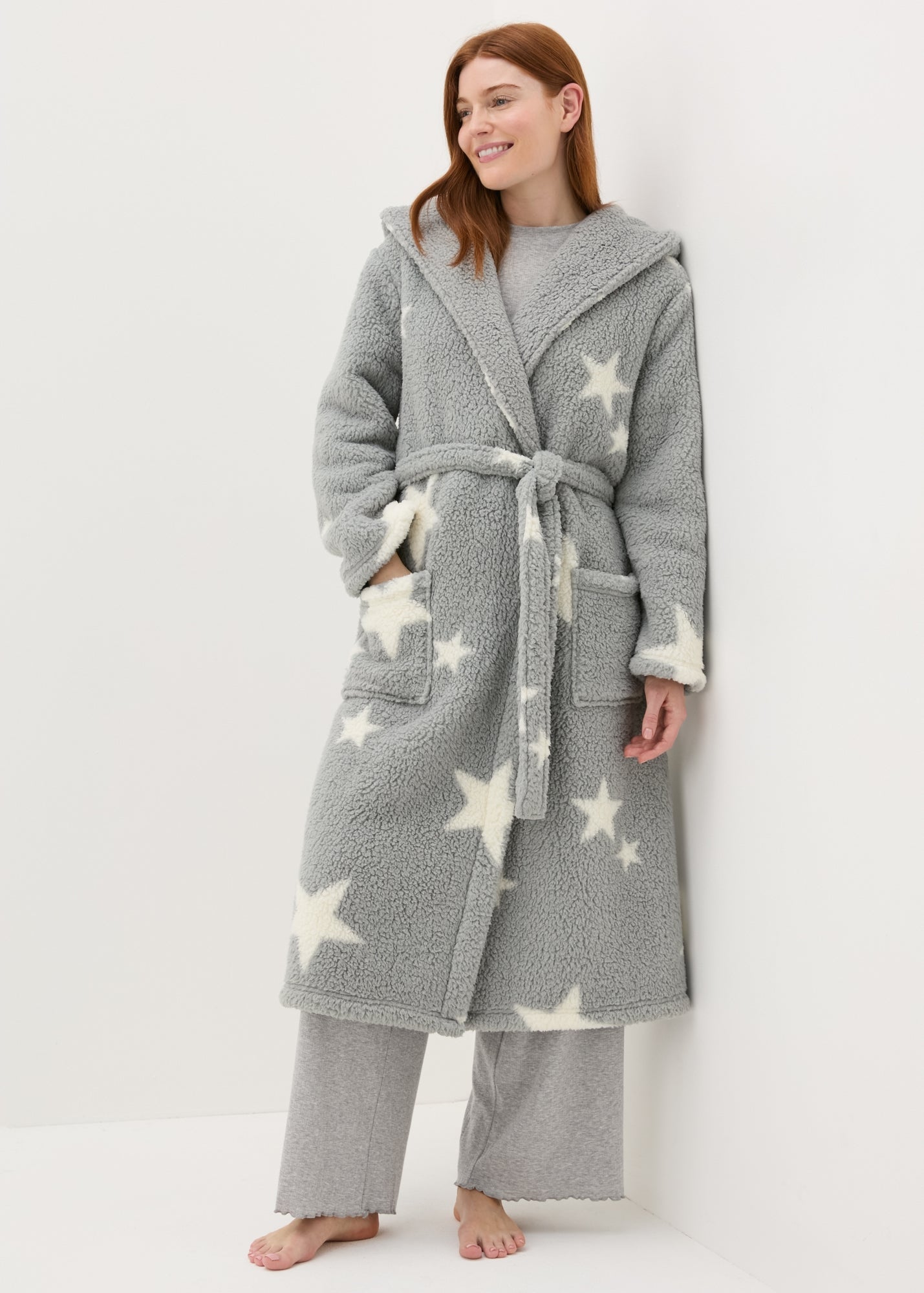 Grey Star Fleece Dressing Gown  F473617