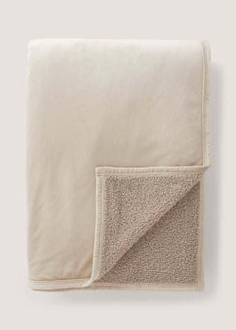 Beige Boucle Bedspread (200cm x 220cm) M494267
