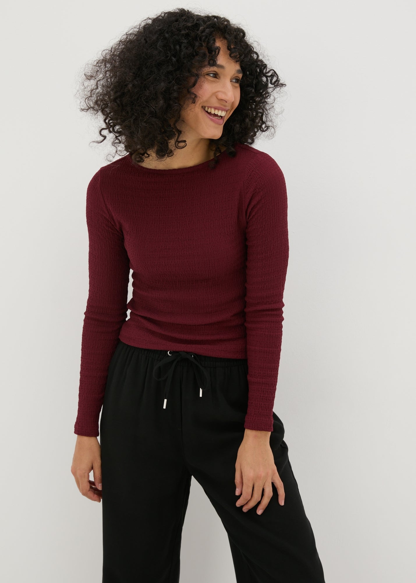 Burgundy Textured Long Sleeve Top  F467303