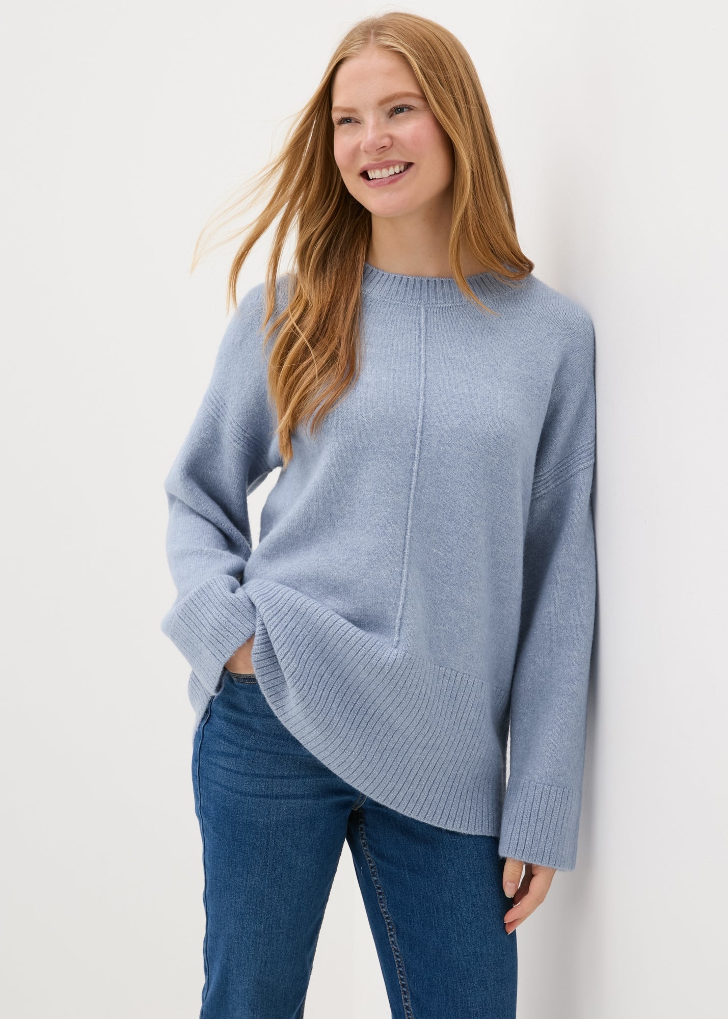 Blue Knitted Front Seam Jumper  F275484