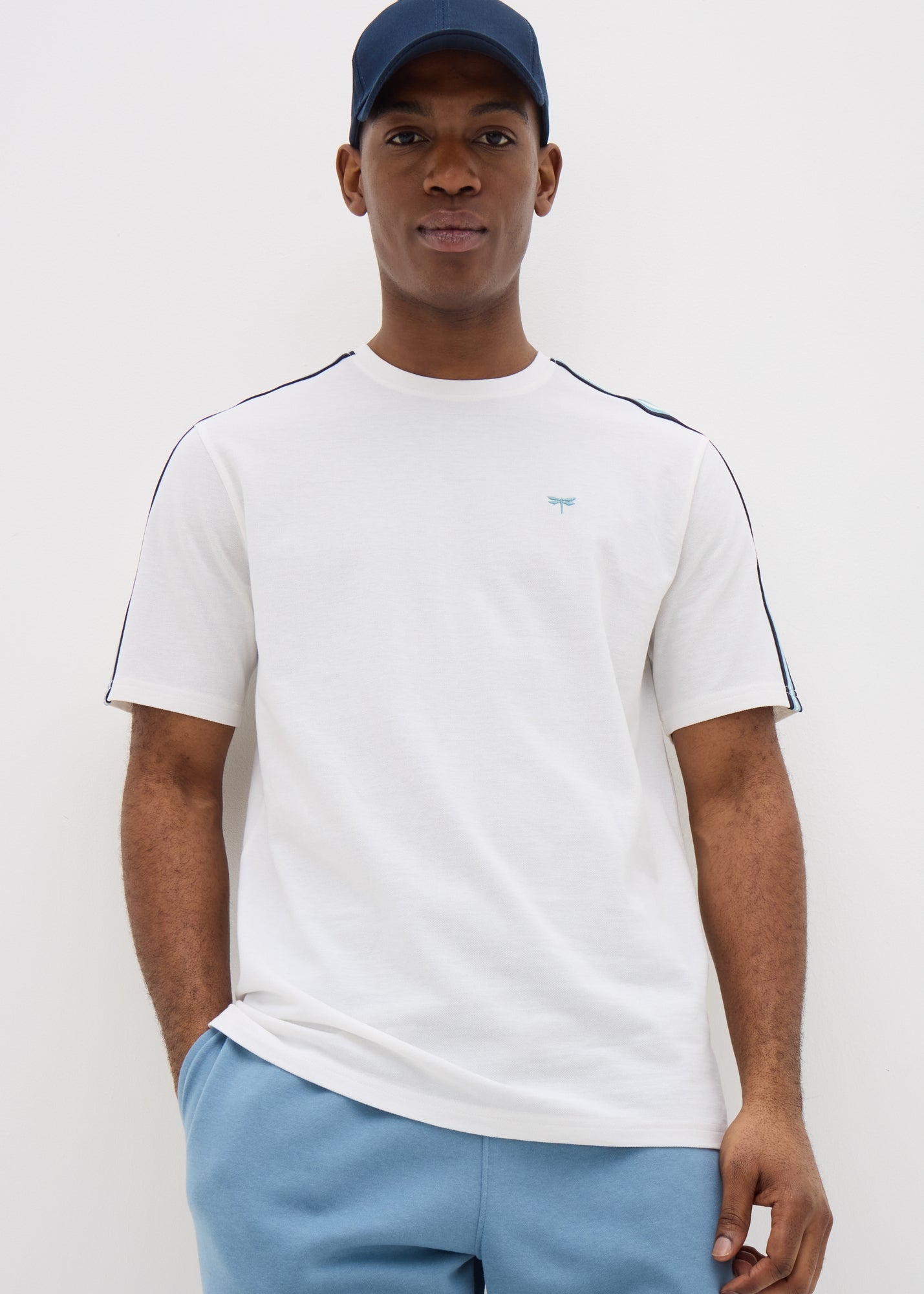 TAPE SHOULDER TEE M437910