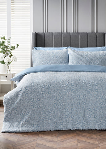 Blue Matelasse Duvet Set M238907