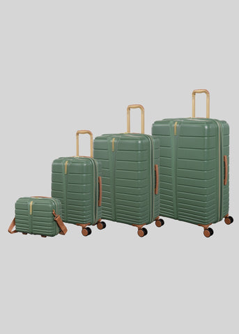 IT Luggage Green Fascinate Hardshell Suitcase  M472998