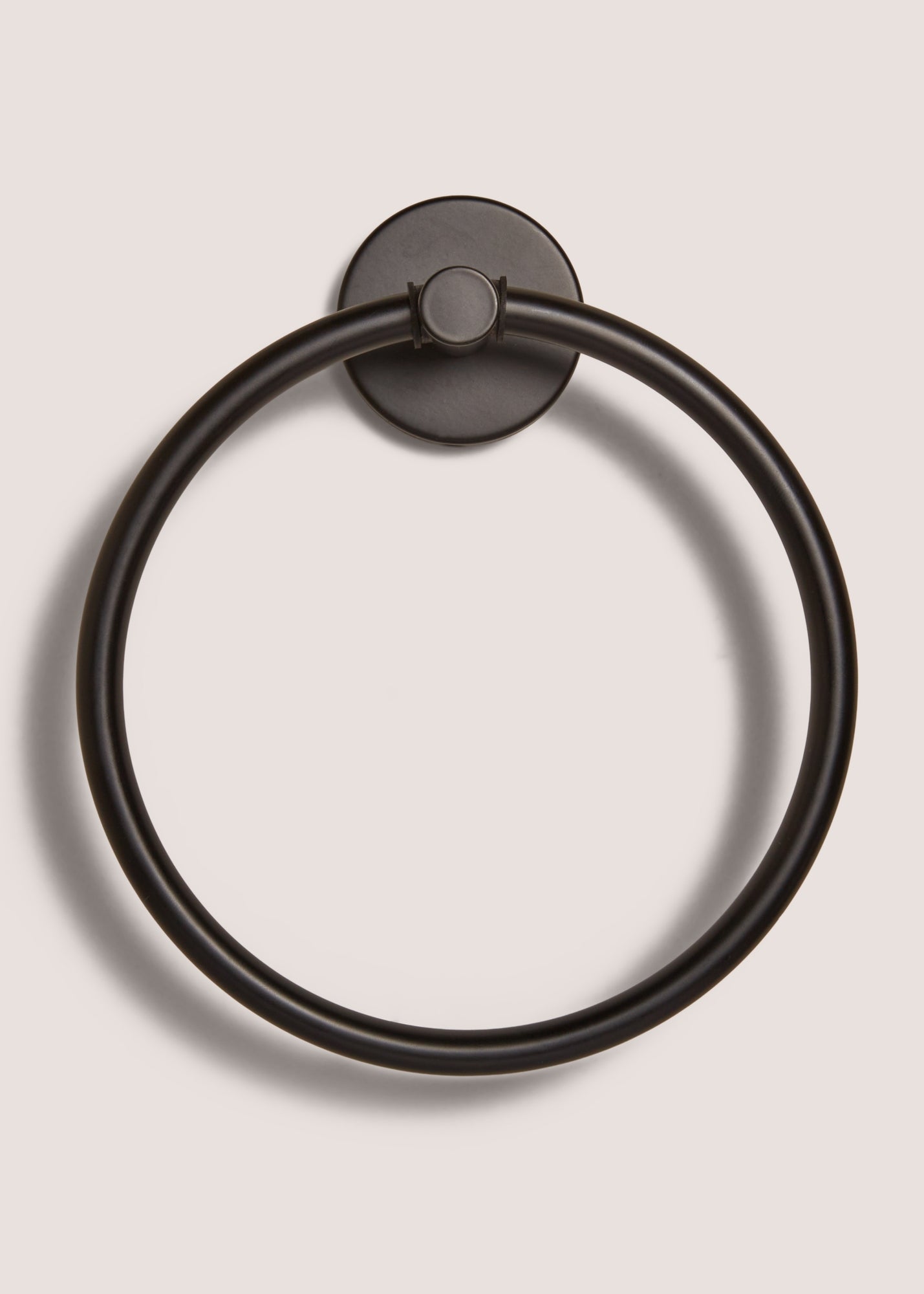 Black Towel Ring M815022
