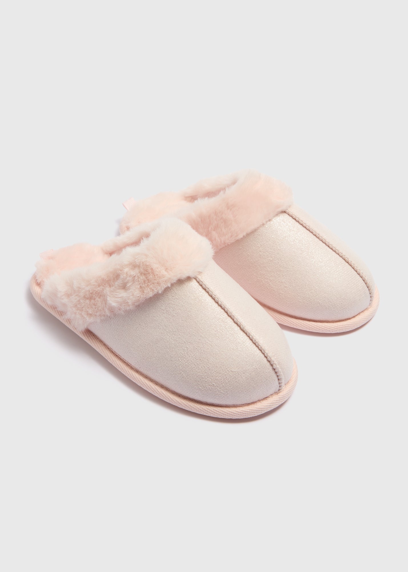 Girls Pink Snug Mule Slippers (Younger 10-Older 5) C304440