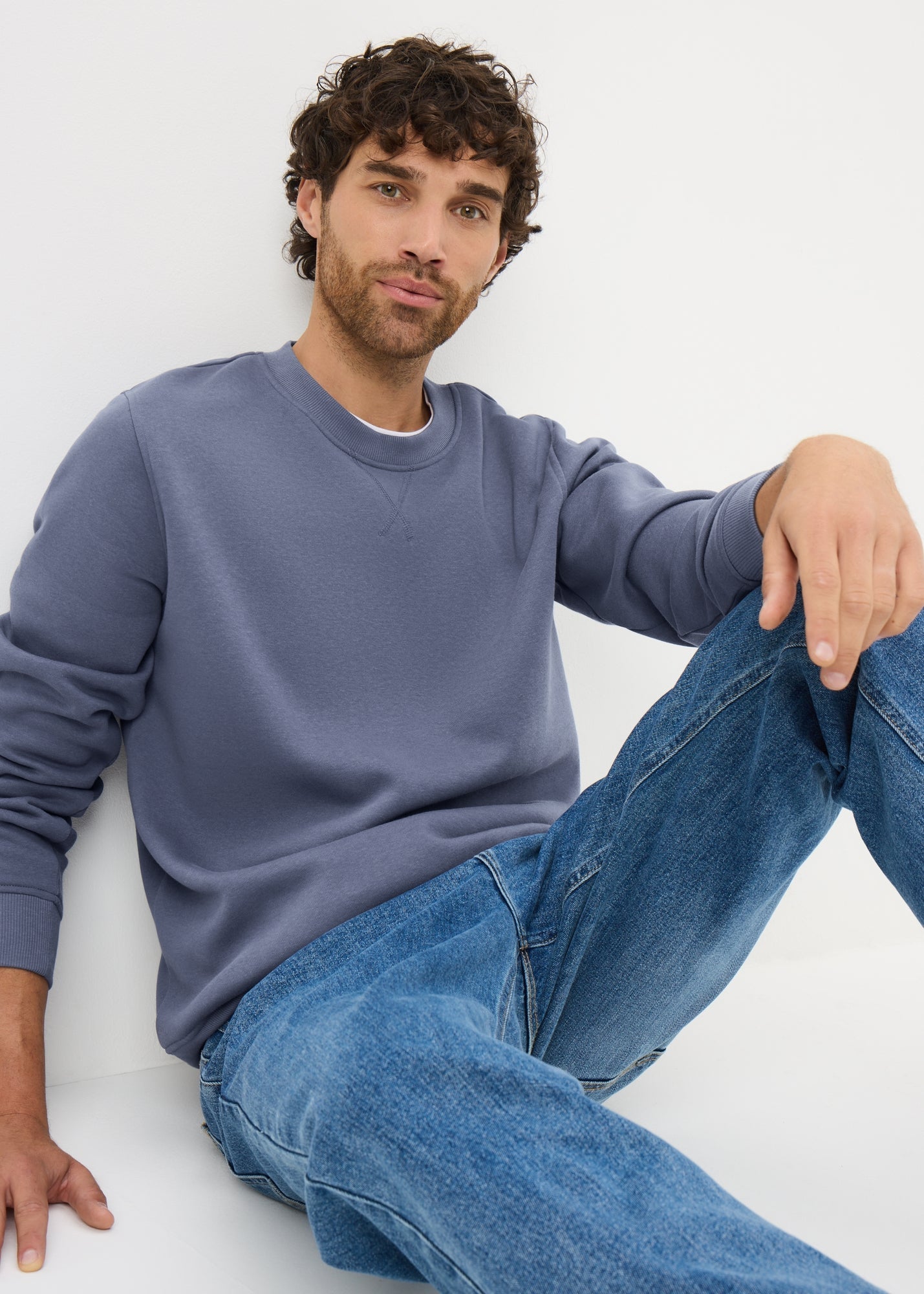 Blue Plain Crew Neck Sweatshirt M289367