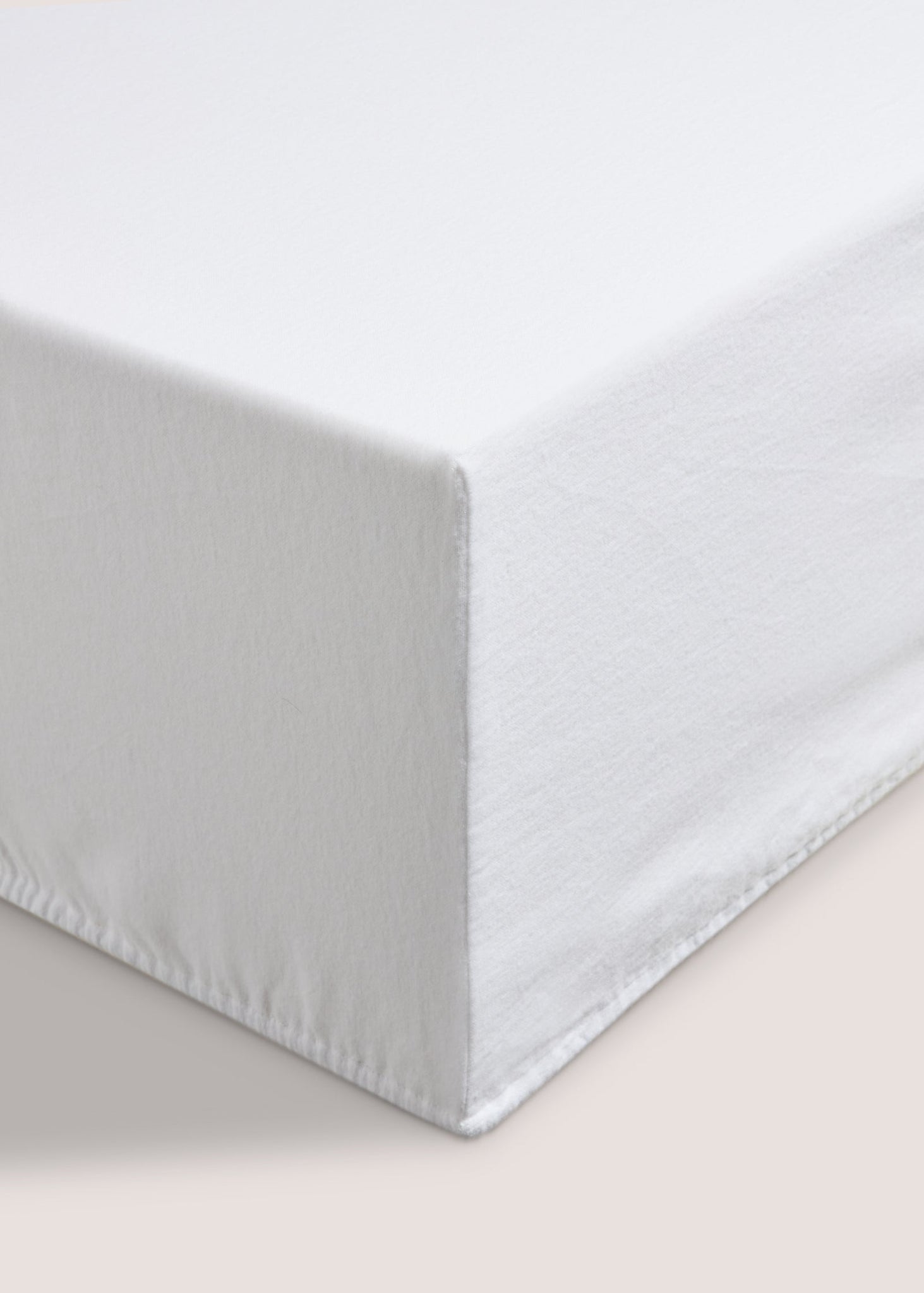 White Brushed Cotton Fitted Bed Sheet  M237587